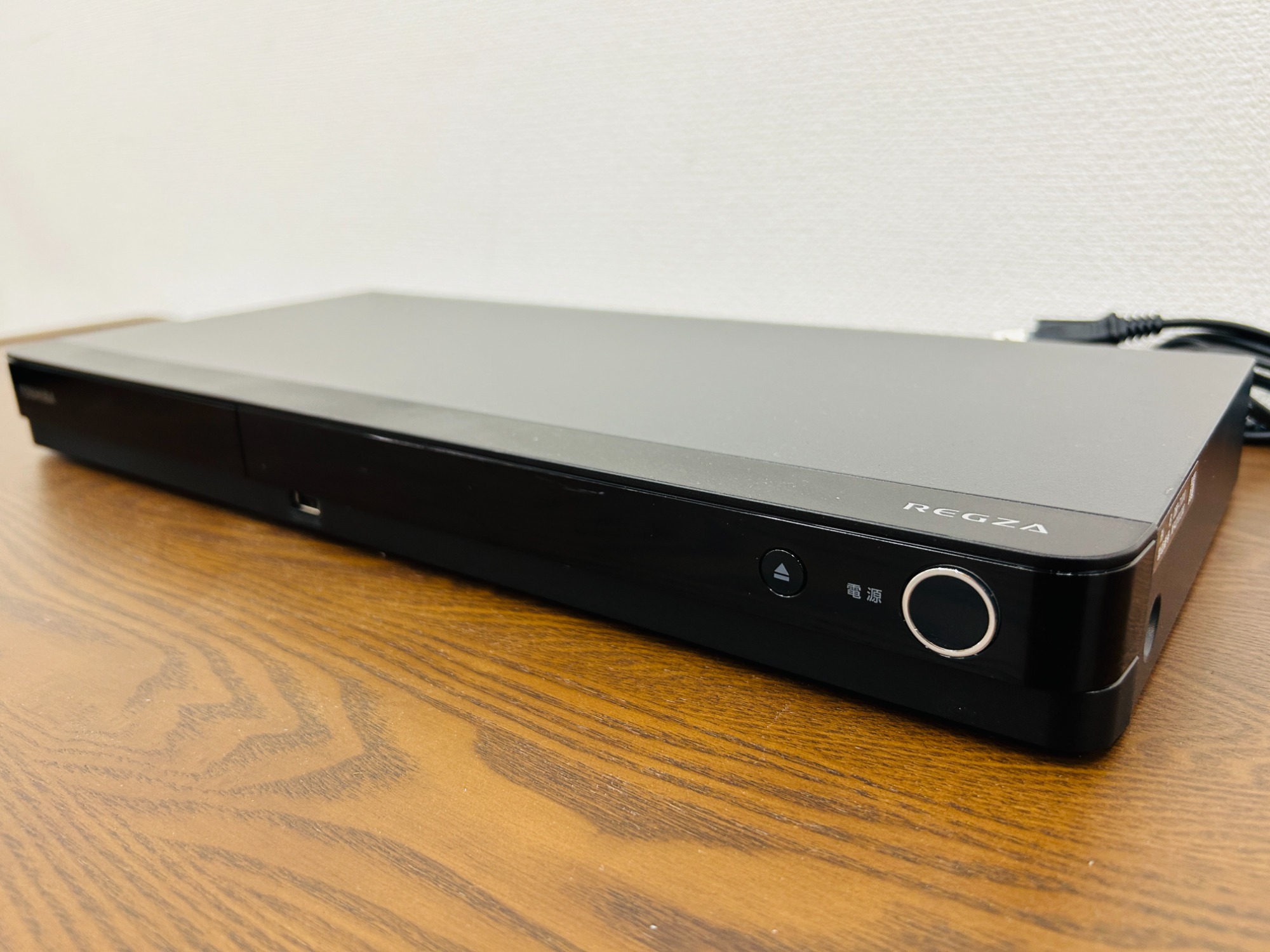 23年製美品 東芝 DBR-T1010 ブルーレイレコーダー 1TB3チューナー Amazon.co.jp: 東芝 1TB HDD/3チューナー搭載 ブルーレイ