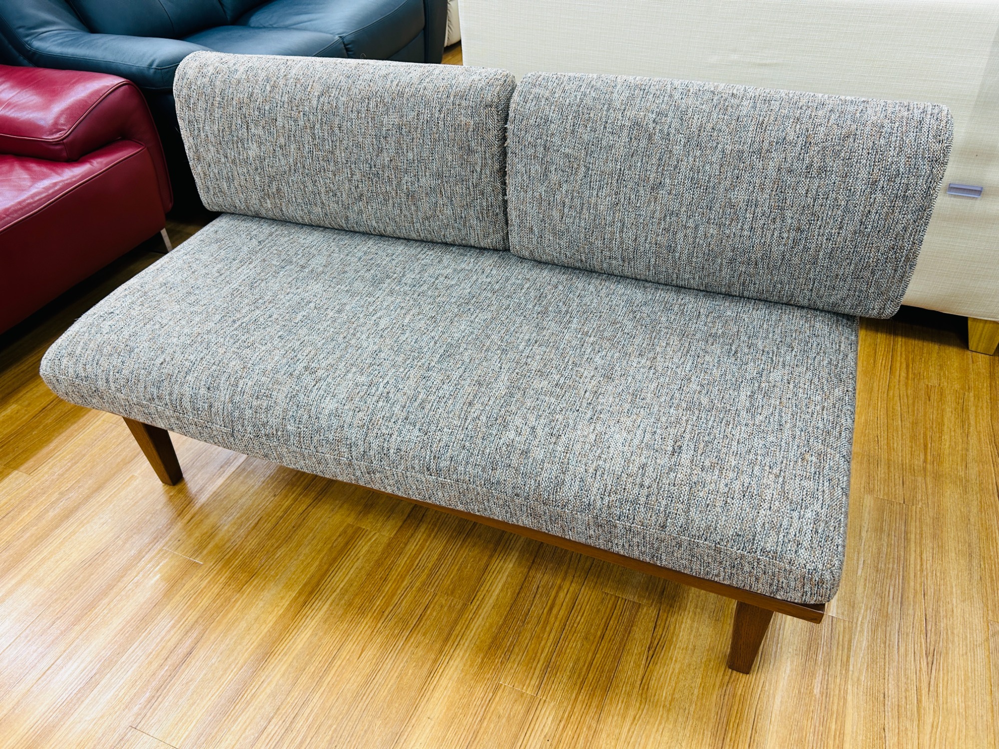 unico/ウニコ】セットでも分割しても使えるソファー(WICK)が入荷