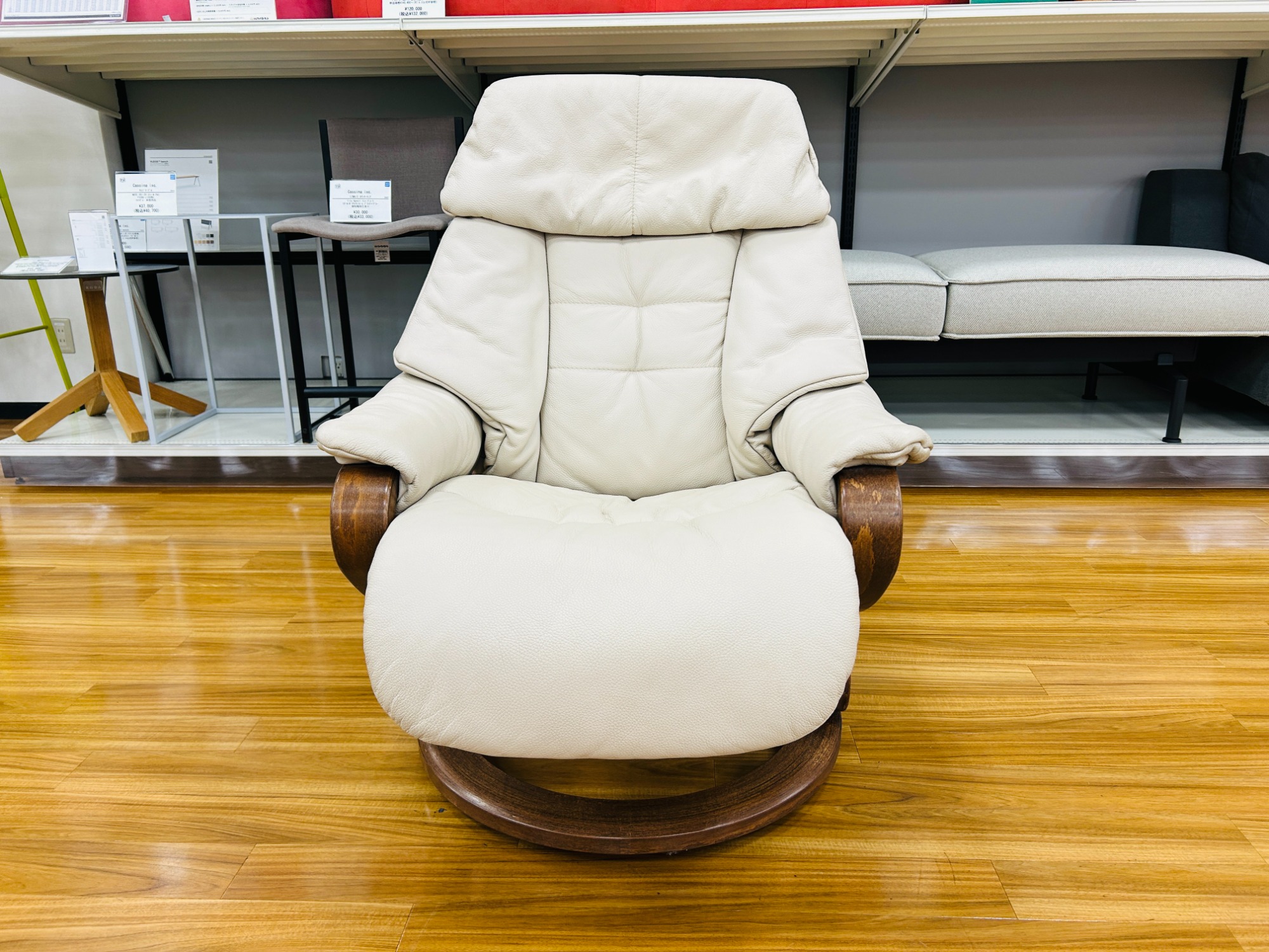 himolla/ヒモラ】夢のような座り心地！ゼロストレスレスチェアが入荷