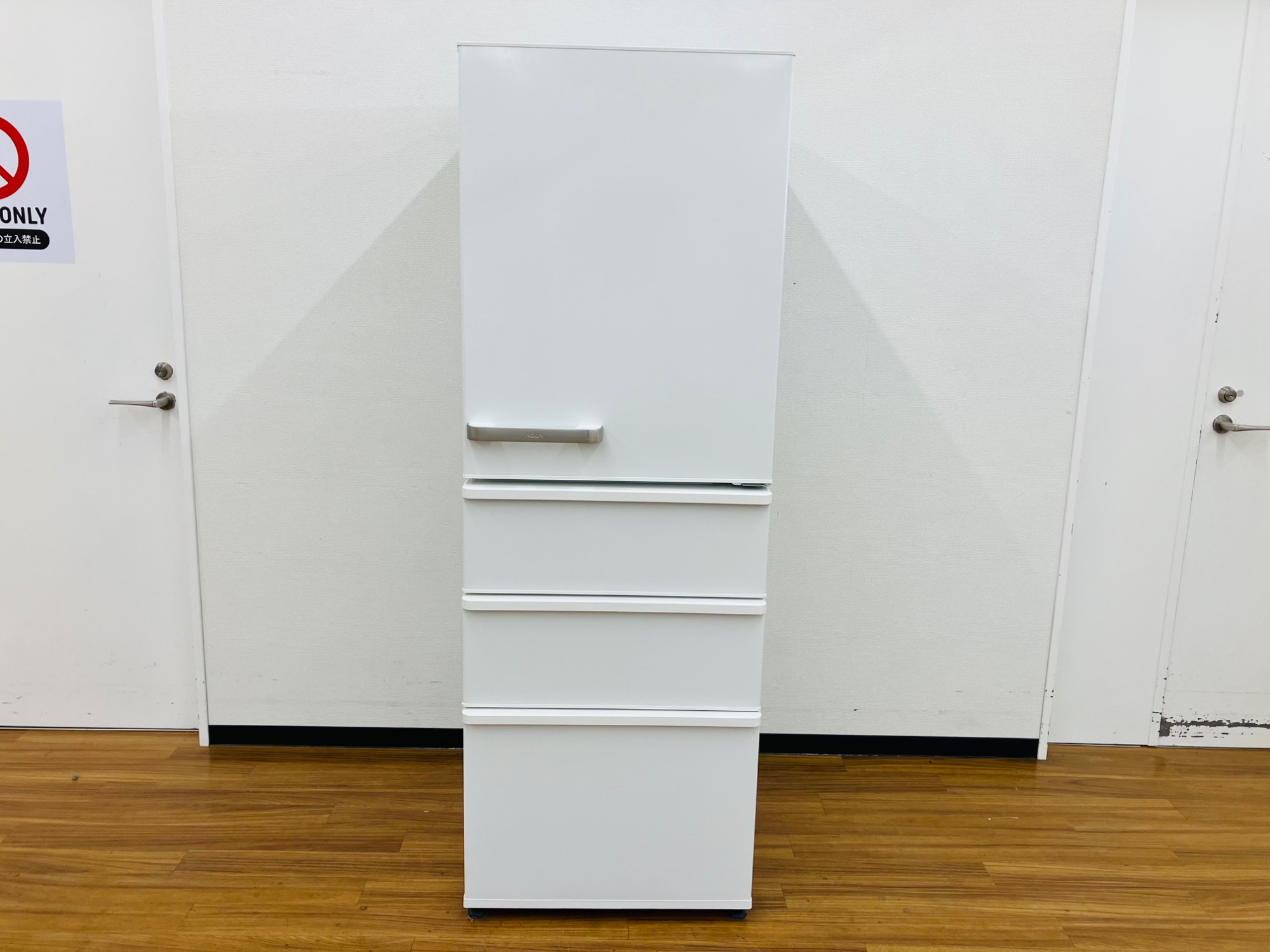 AQUA AQR-36M(W) 冷蔵庫 355L 2022年製 冷蔵庫 ウォームホワイト AQR-36M-W [355L /4ドア /右開きタイプ