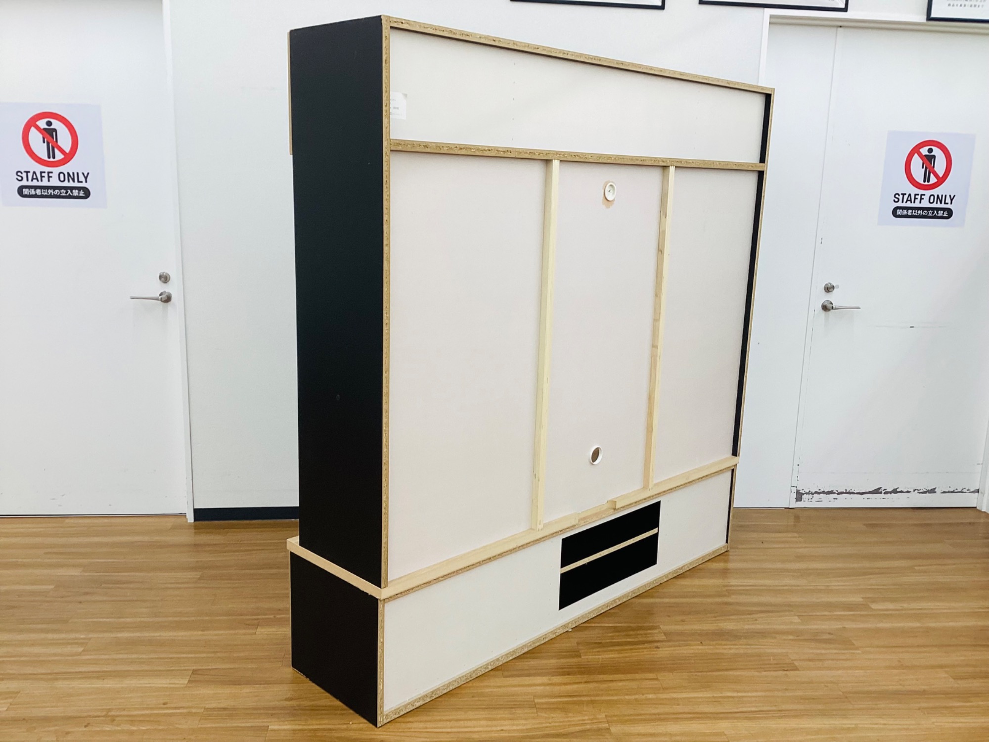 【トレファクマーケット久喜店】松田家具　ハイタイプテレビボード 幅180cm 新入荷！ 松田家具 ハイタイプテレビボード(幅180cm) のご紹介です