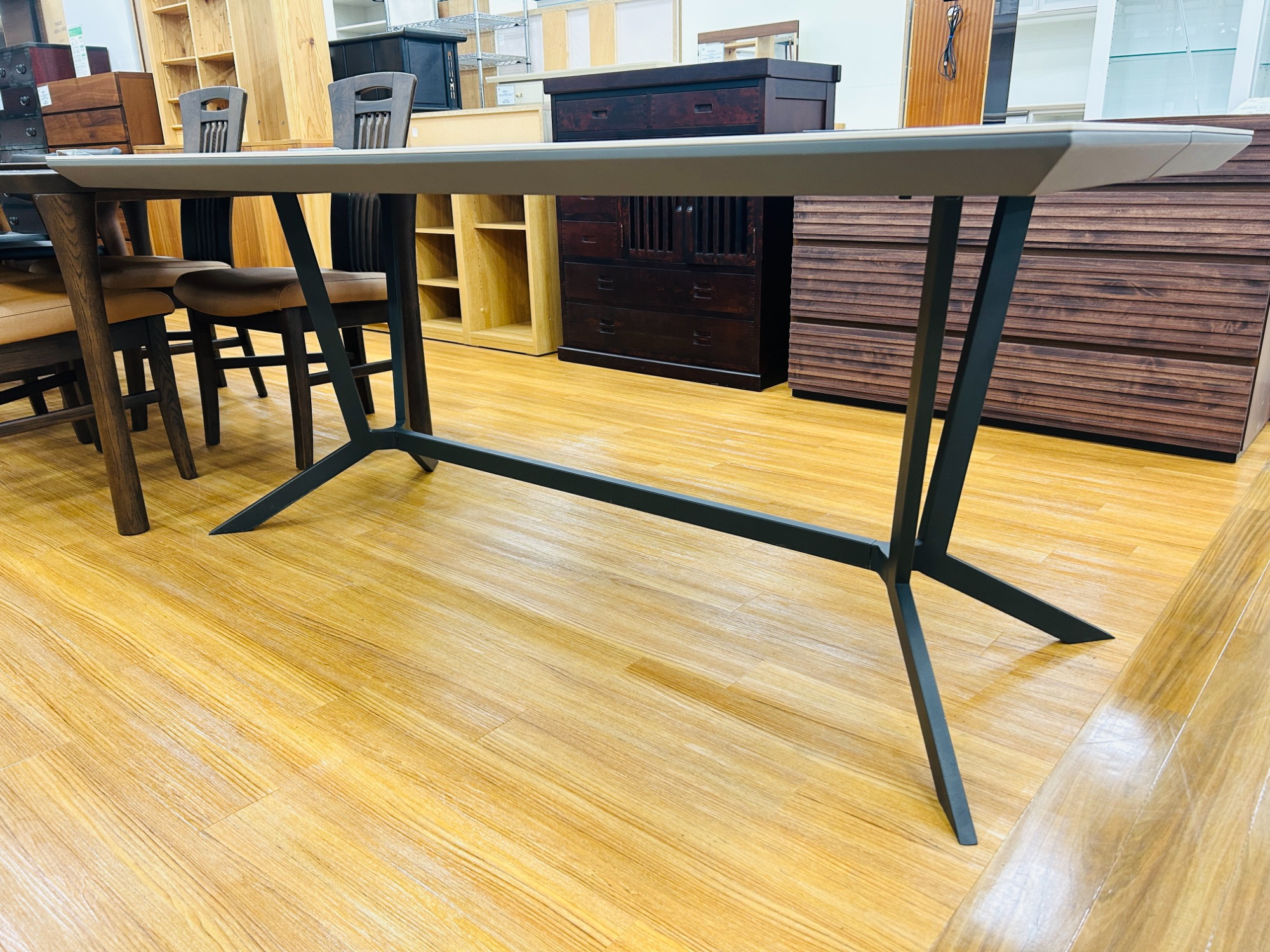 お値段見直しました！ IDC大塚家具取扱い 光グローバルトレーディング