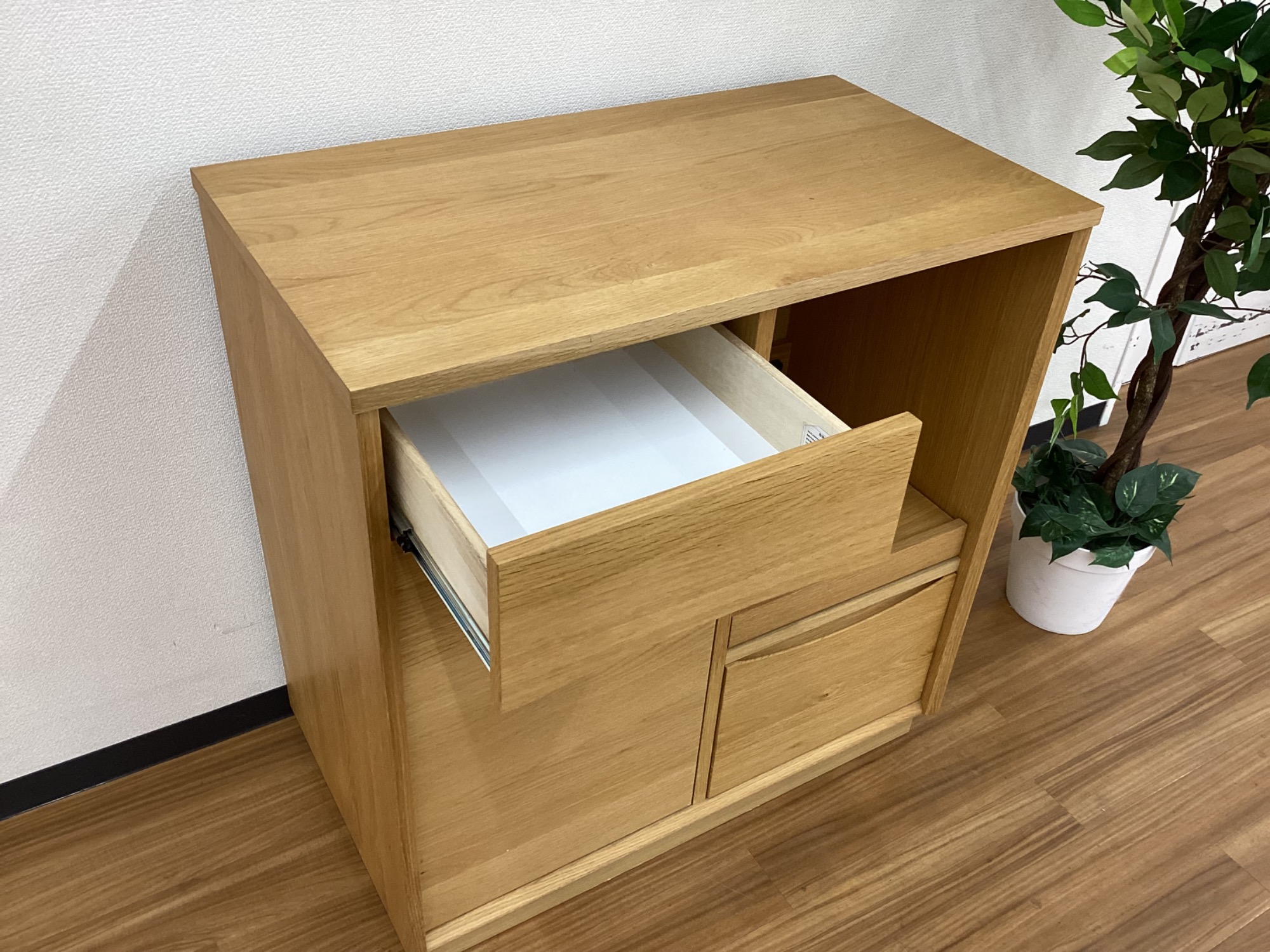 お値段見直しました！unico (ウニコ) SIGNE キッチンカウンターのご