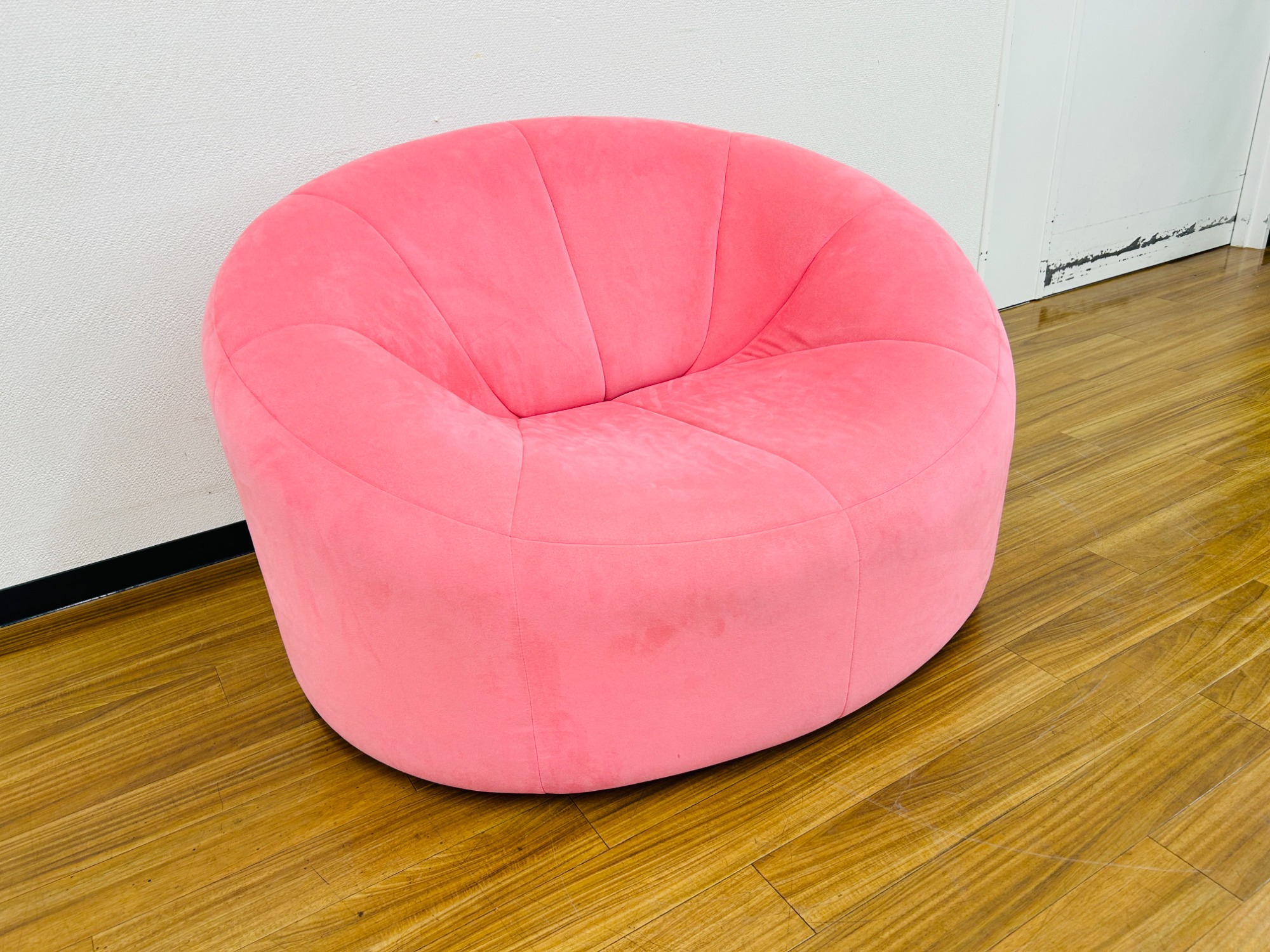 【トレファクマーケット久喜店】ligne roset　オットマン ligne roset/リーン・ロゼ】カボチャをモチーフにしたスタイリッシュな