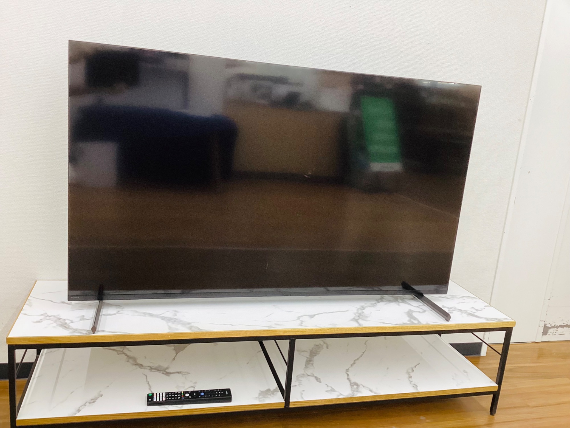 a.depeche/SONY】優雅に寛げるテレビボード(ポルシリーズ)と大迫力の55