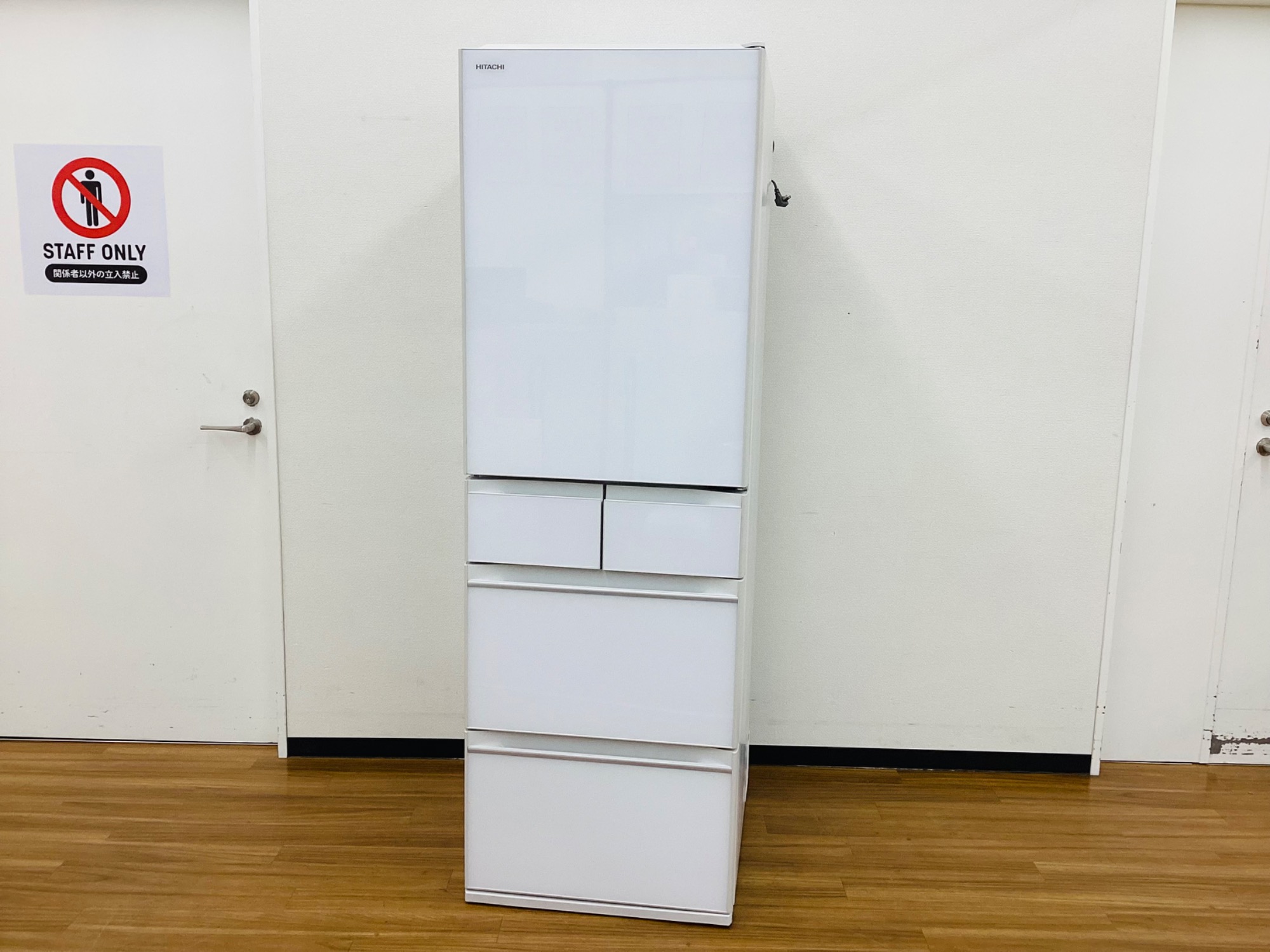 日立】20年製の470L、5ドア冷蔵庫(R-HWS47K)が入荷いたしました