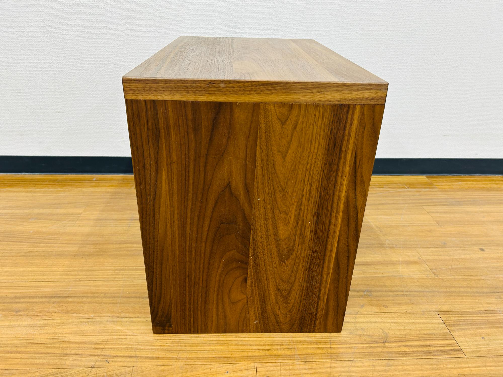 a.depeche/アデペシュ】サイトテーブルにもスツールなど様々な活用が