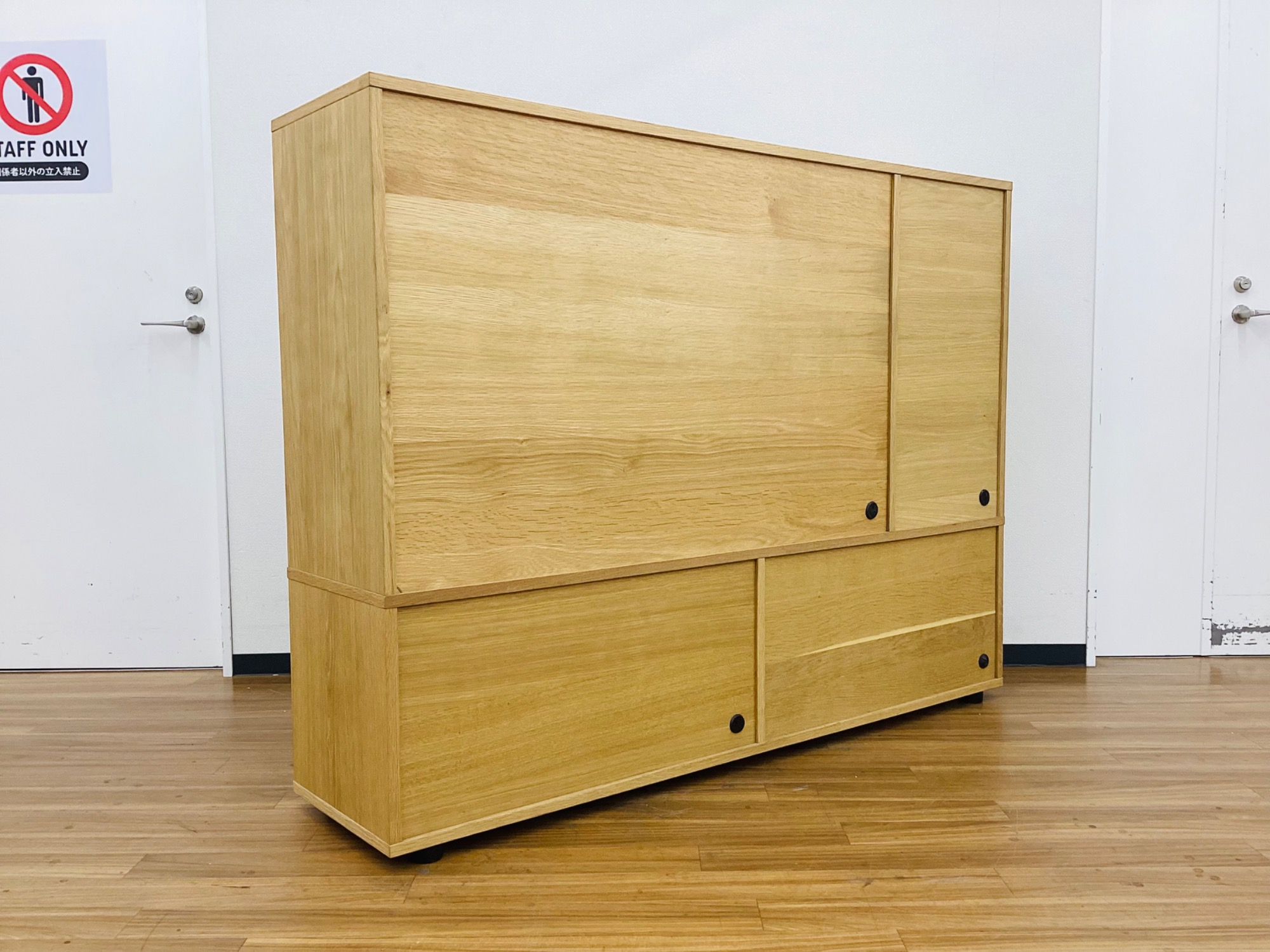 無印良品のシンプル収納】シンプルデザインが魅力的なハイタイプテレビ
