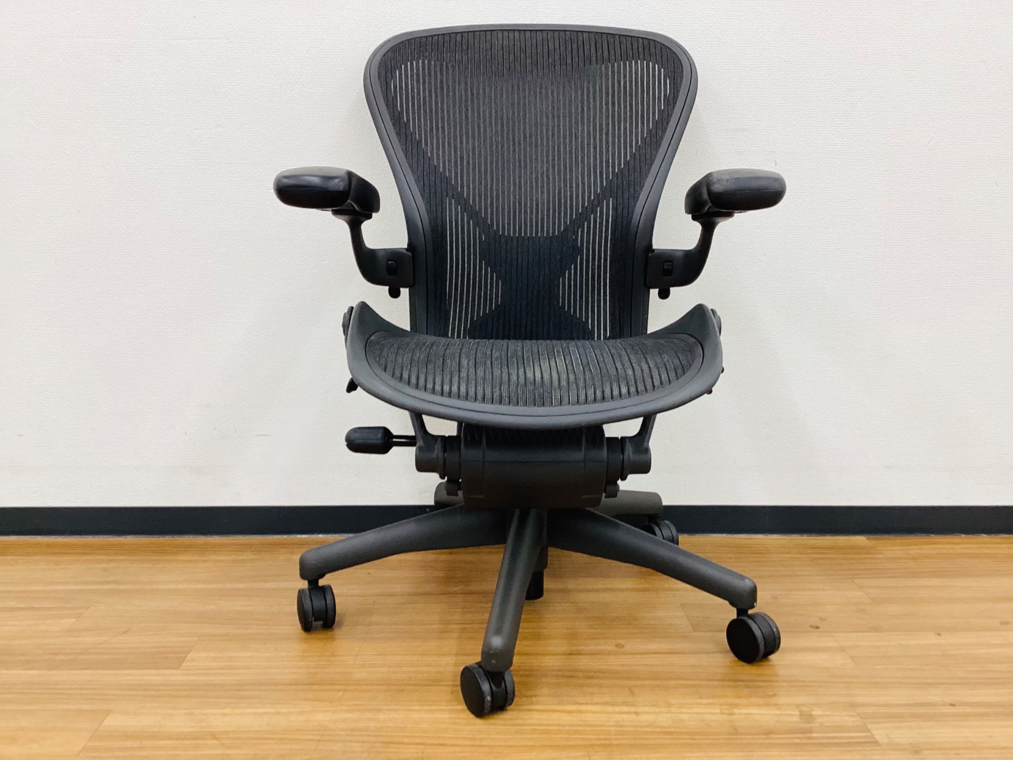 Herman Miller/ハーマンミラー】ポスチャーフィット搭載アーロンチェア