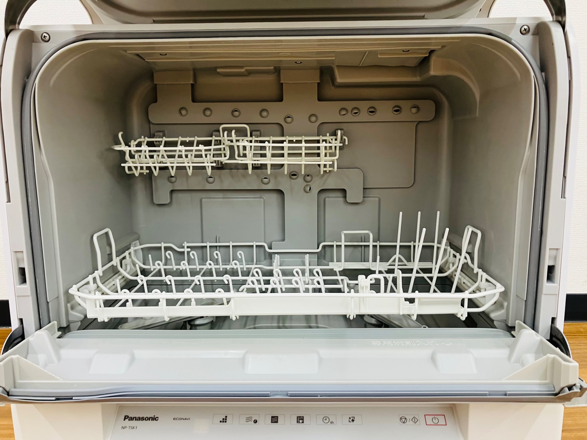 Panasonic/パナソニック】2024年製食器洗い乾燥機NP-TSK1-W入荷