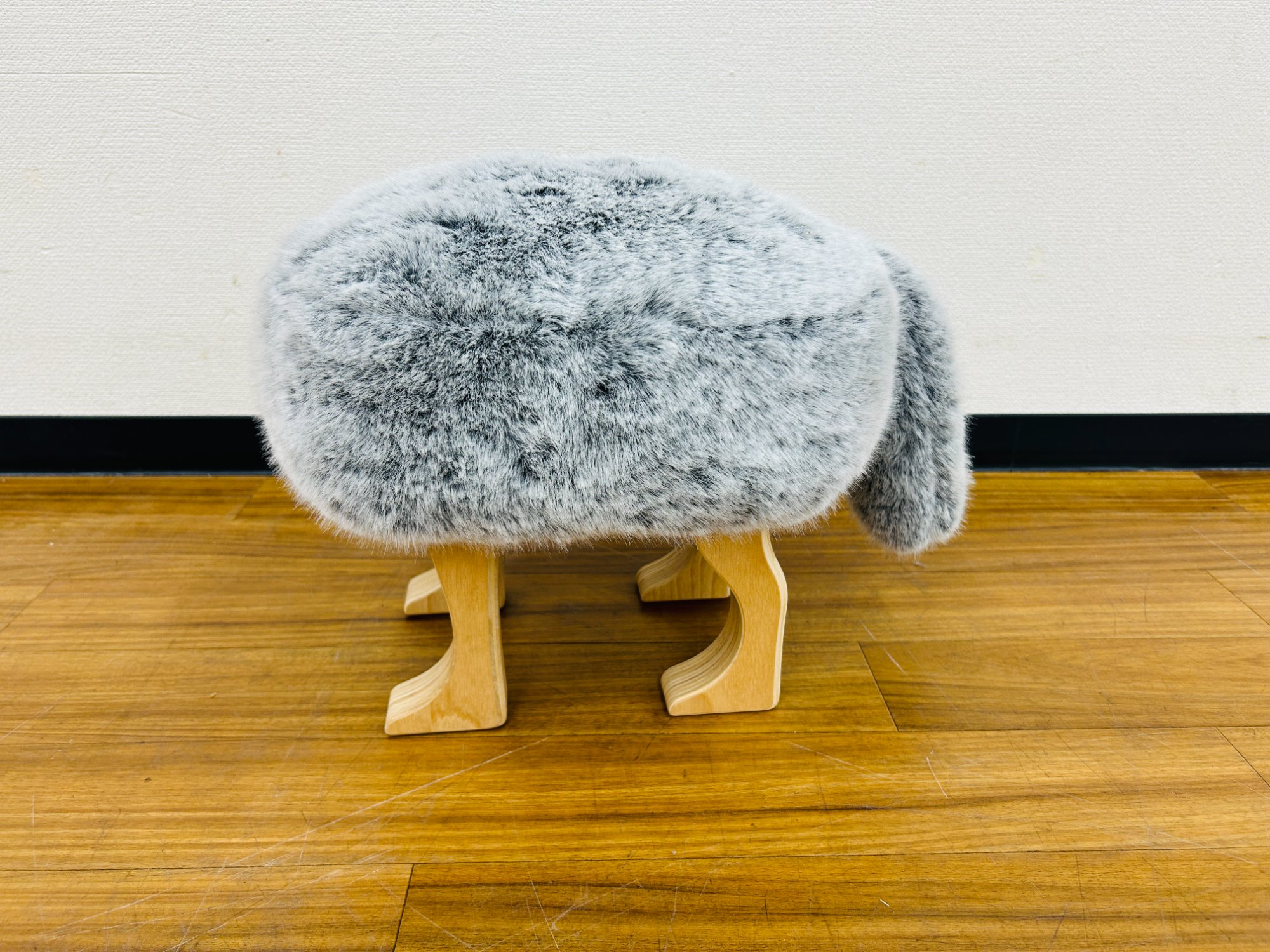 匠工芸】動物をモチーフにした可愛らしいスツール買取入荷いたしました
