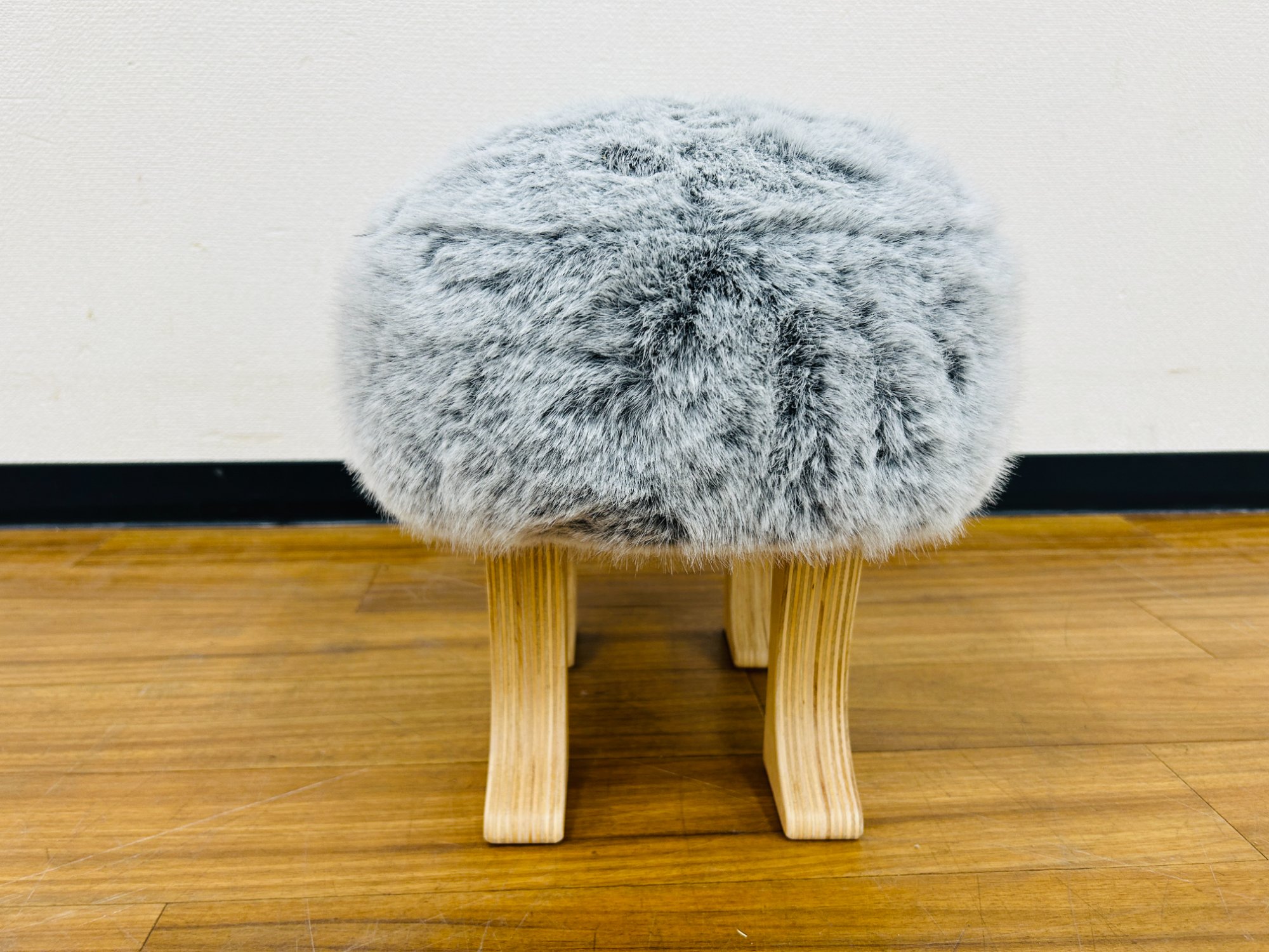 匠工芸】動物をモチーフにした可愛らしいスツール買取入荷いたしました