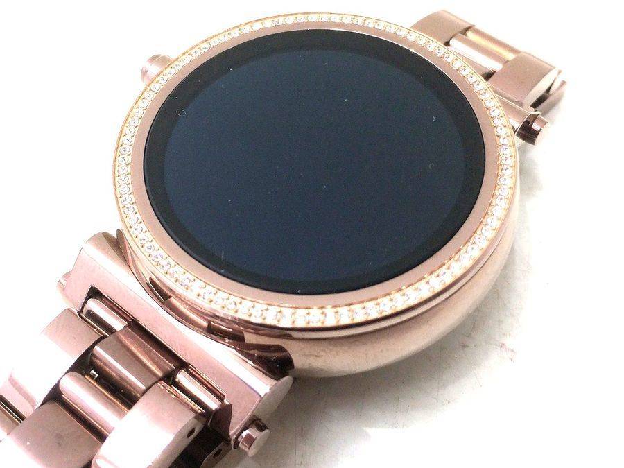 MICHAEL KORS（マイケルコース） スマートウォッチ ソフィ 入荷