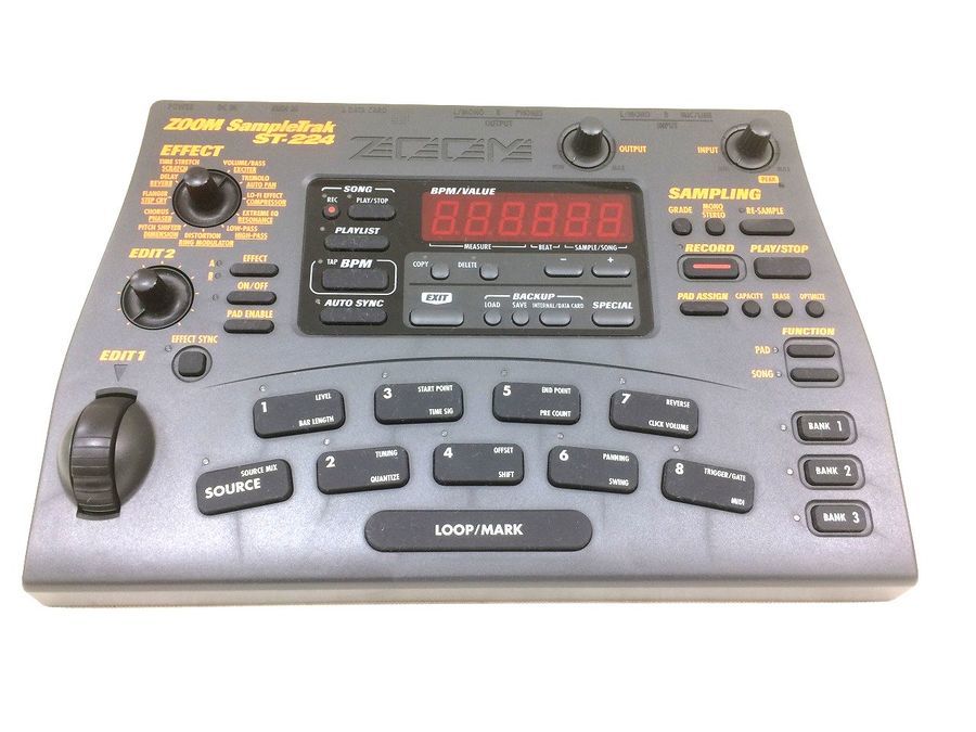 Zoom ST-224 | Zoom