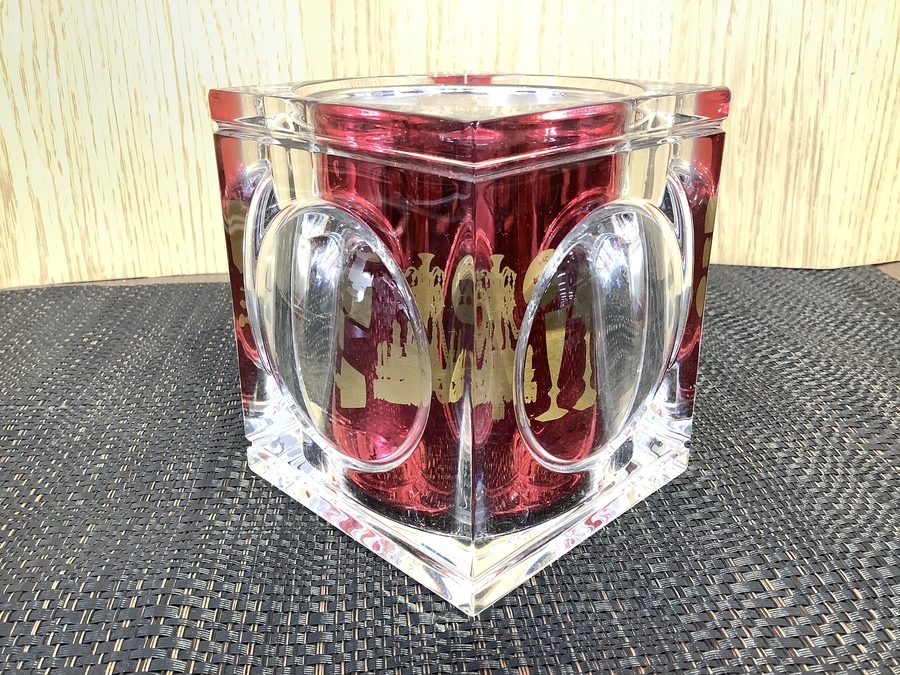 Baccarat（バカラ）のジェオード キャンドルホルダーが入荷しました