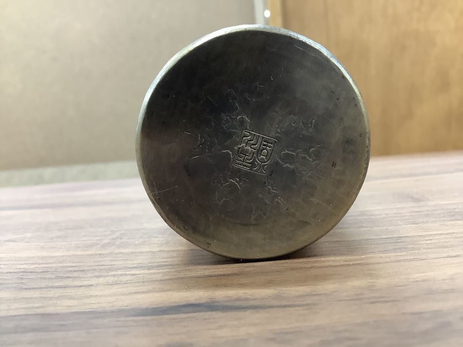 玉川堂(ぎょくせんどう)のいぶし銀ビールカップが入荷致しました 玉川堂(ぎょくせんどう)のいぶし銀ビールカップが入荷致しました
