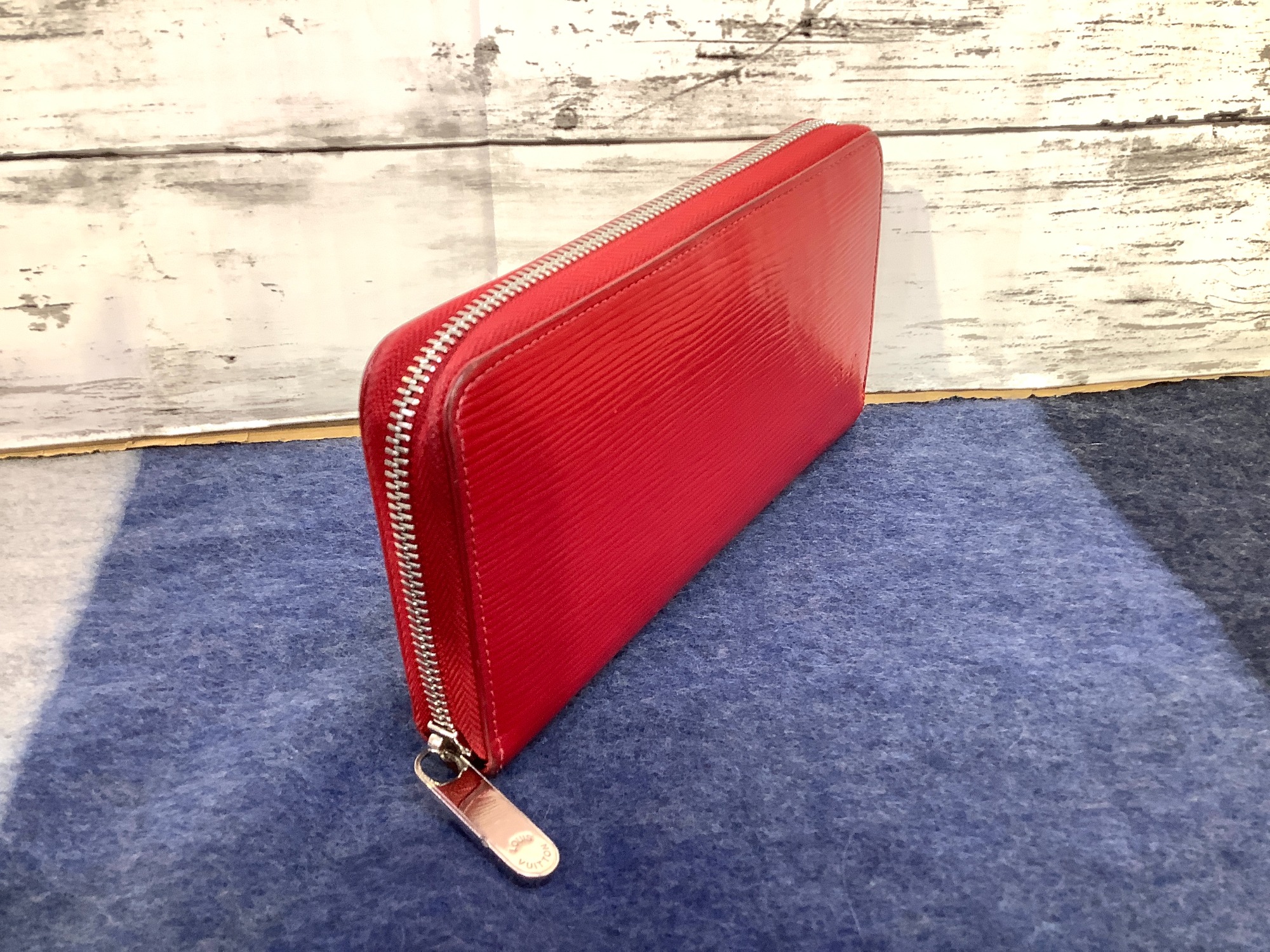 ルイヴィトン エピ ポルトフォイユ サラ レッド 長財布 財布 コイン