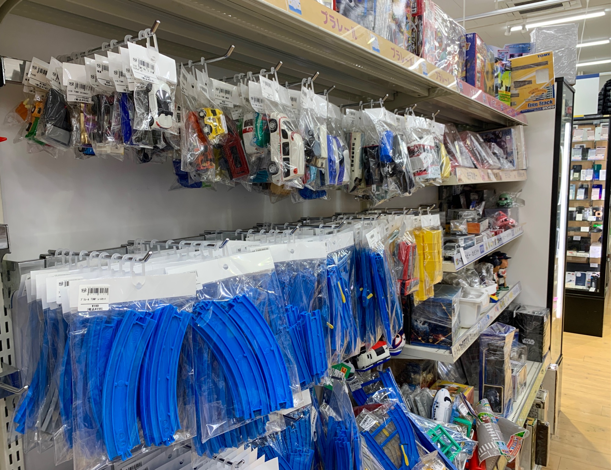 【トレファク松原店】コニャックのご紹介です!! 店内をご紹介！】松原店のホビー売場が拡大致しました！ぜひご利用