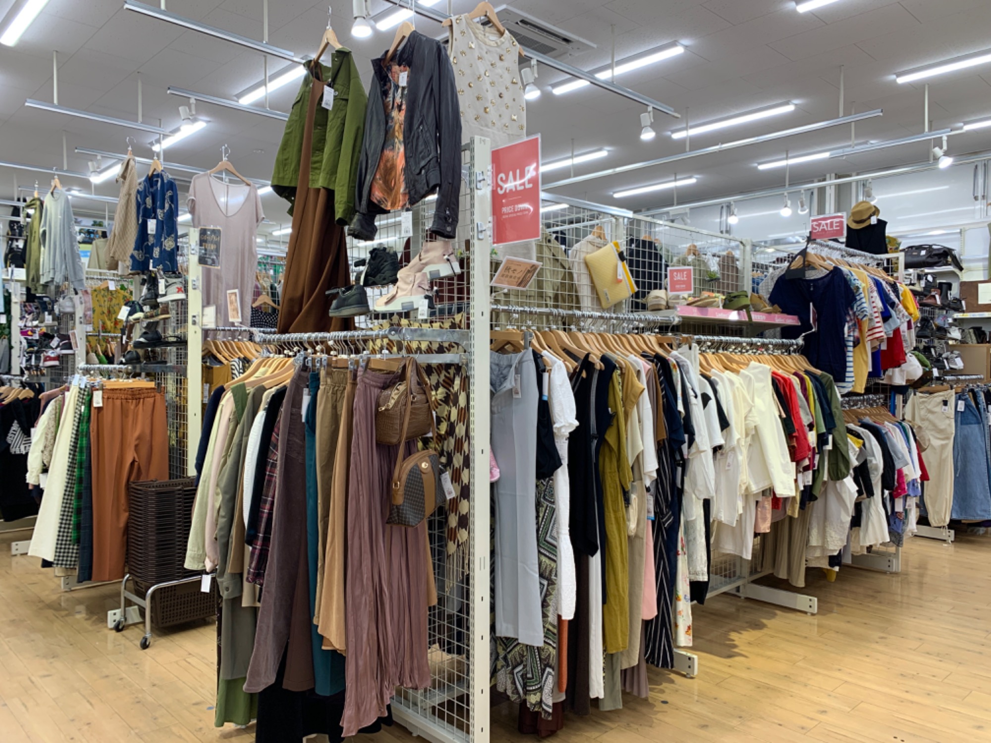 UABONI(ユアボ二)の長財布をご紹介です♬【ホビー買取20%UP UABONI(ユアボ二)の長財布をご紹介です♬【ホビー買取20%UP