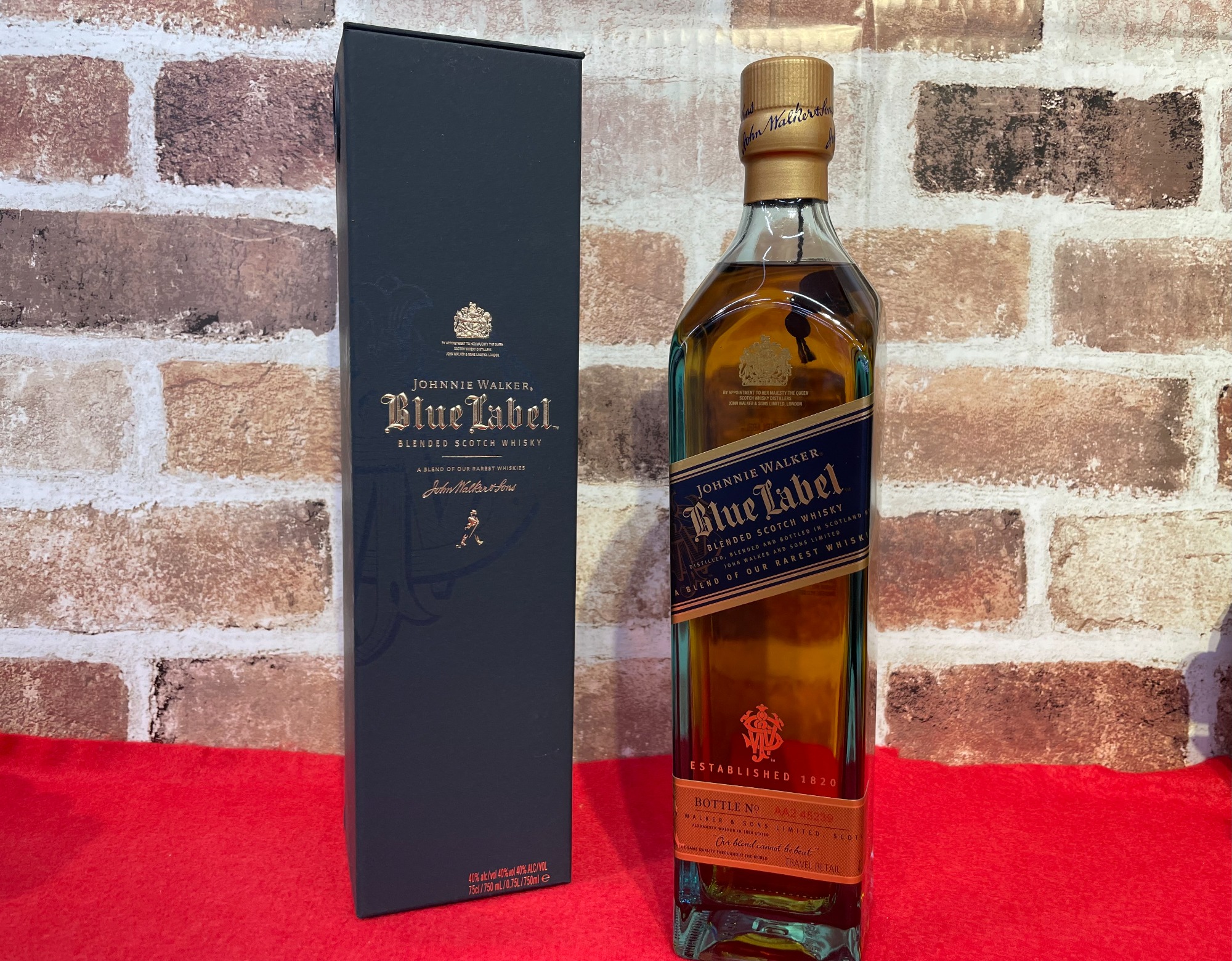 JOHNNIE WALKER（ジョニーウォーカー）スコッチ750mlのご紹介です
