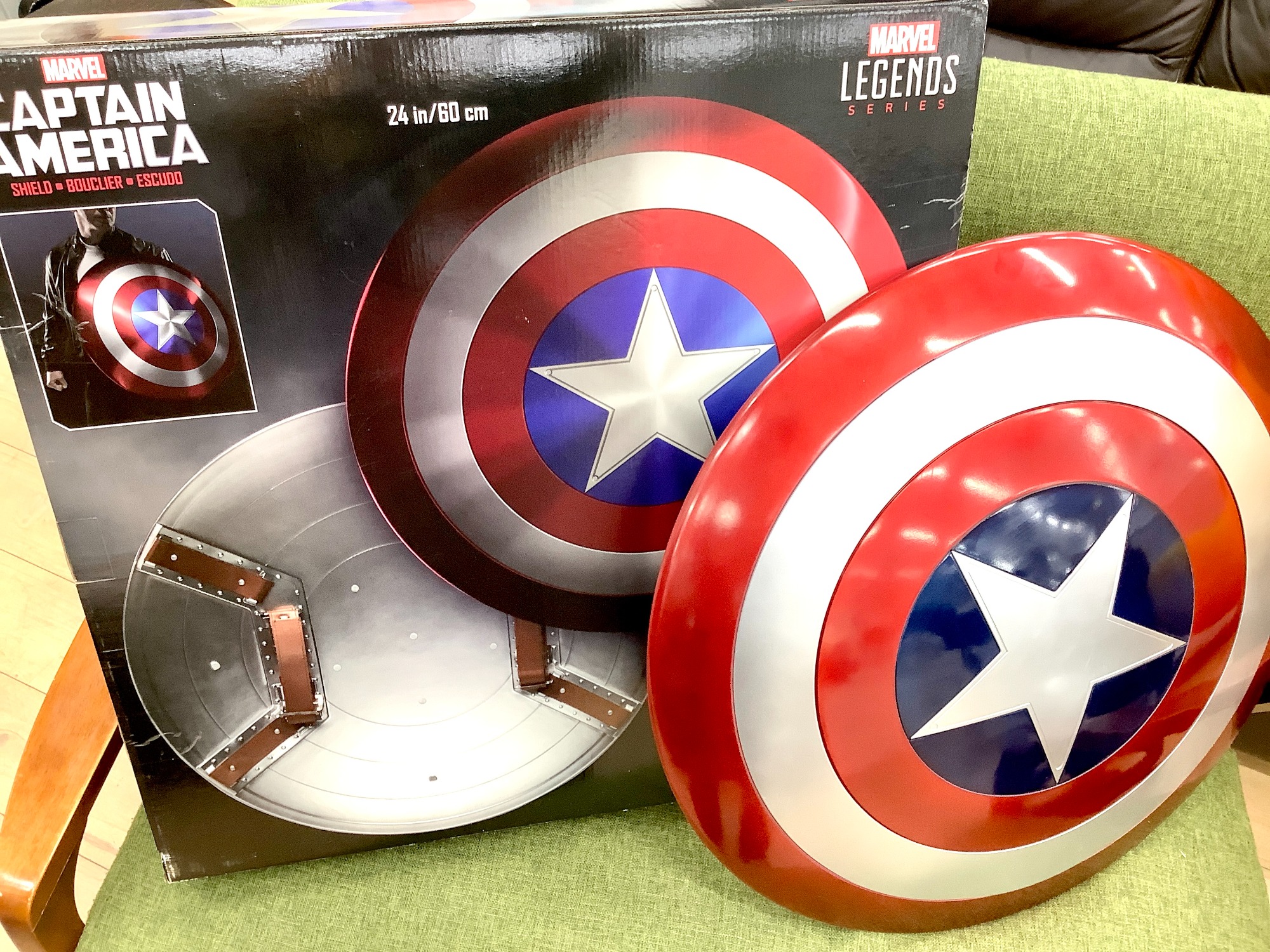 MARVEL(マーベル)CAPTAIN AMERICA(キャプテンアメリカ)SHIELD(盾)入荷