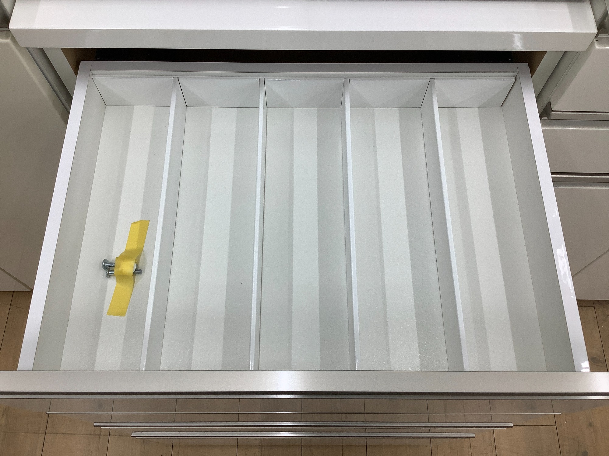 【トレファク松原店】食器棚のご紹介です ガラス扉付食器棚のご紹介です！｜2024年04月20日｜リサイクルショップ