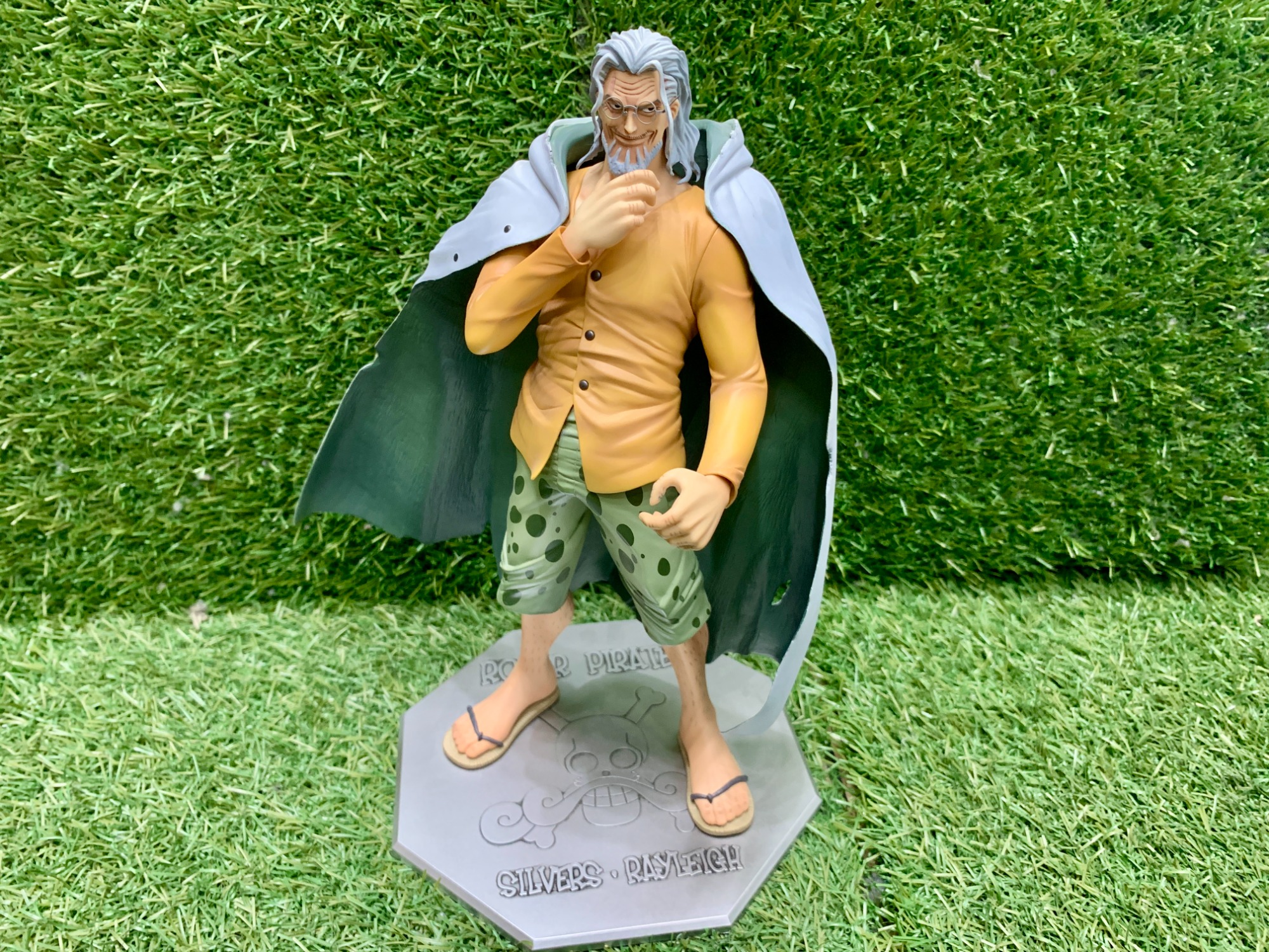 ONEPIECE(ワンピース)冥王シルバーズ・レイリーフィギュア渋い