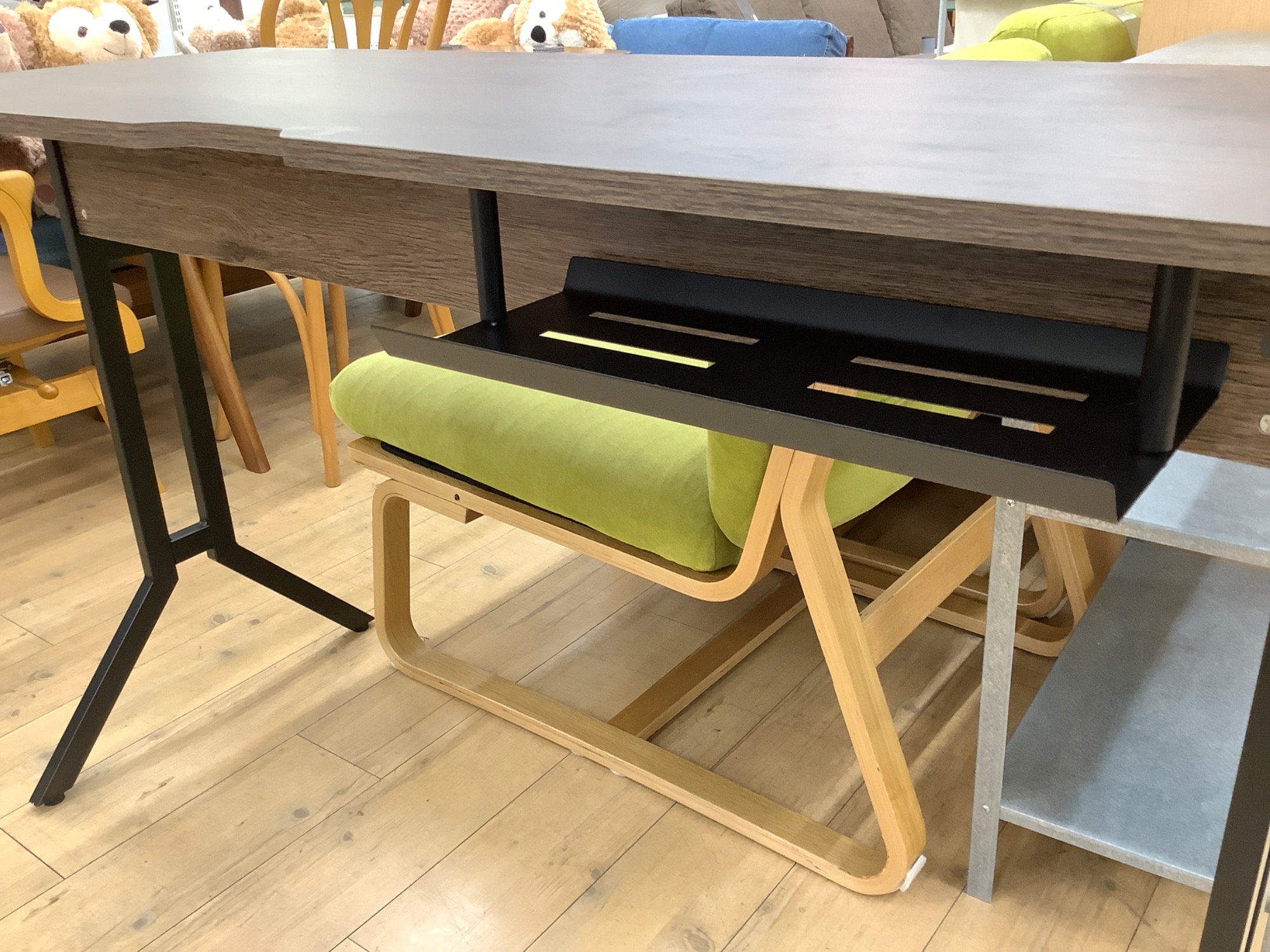ID037928　デスク（ドウシシャ製） Amazon.co.jp: [ドウシシャ] デスク グレー 幅90×奥行50×高さ84cm