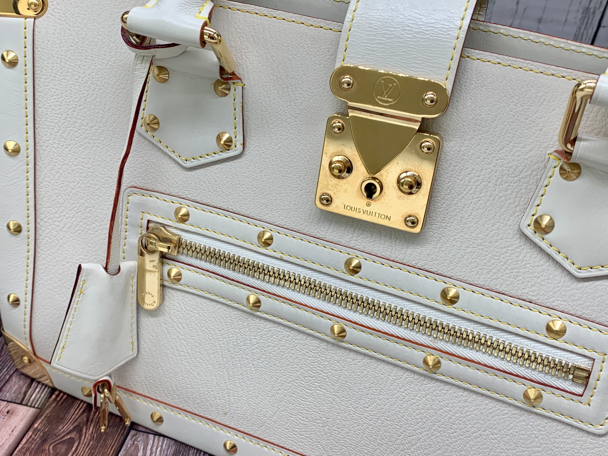 LOUIS VUITTON】（ルイヴィトン）トートバッグ【上質な質感が特徴の