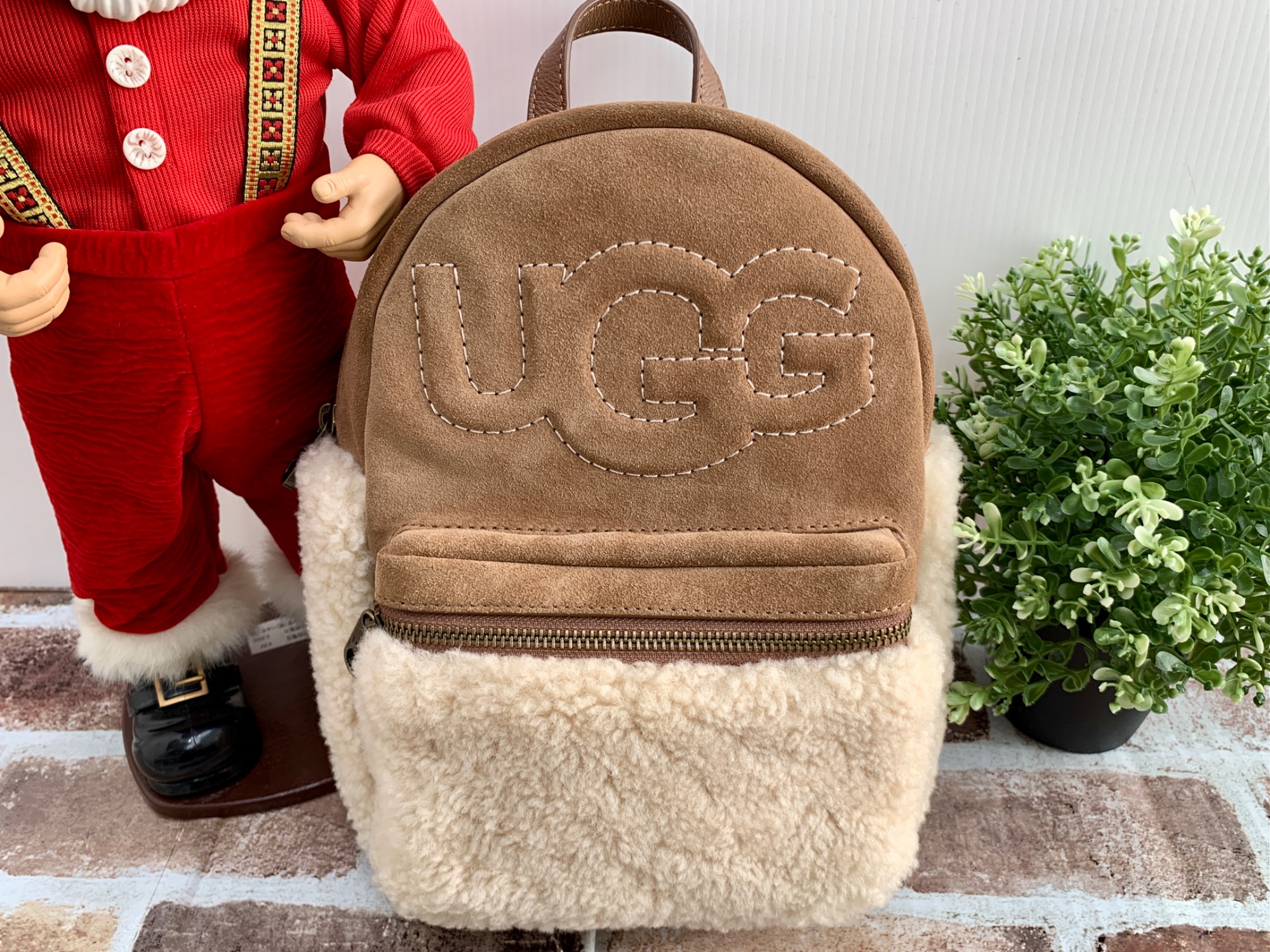 UGG ムートンリュック
