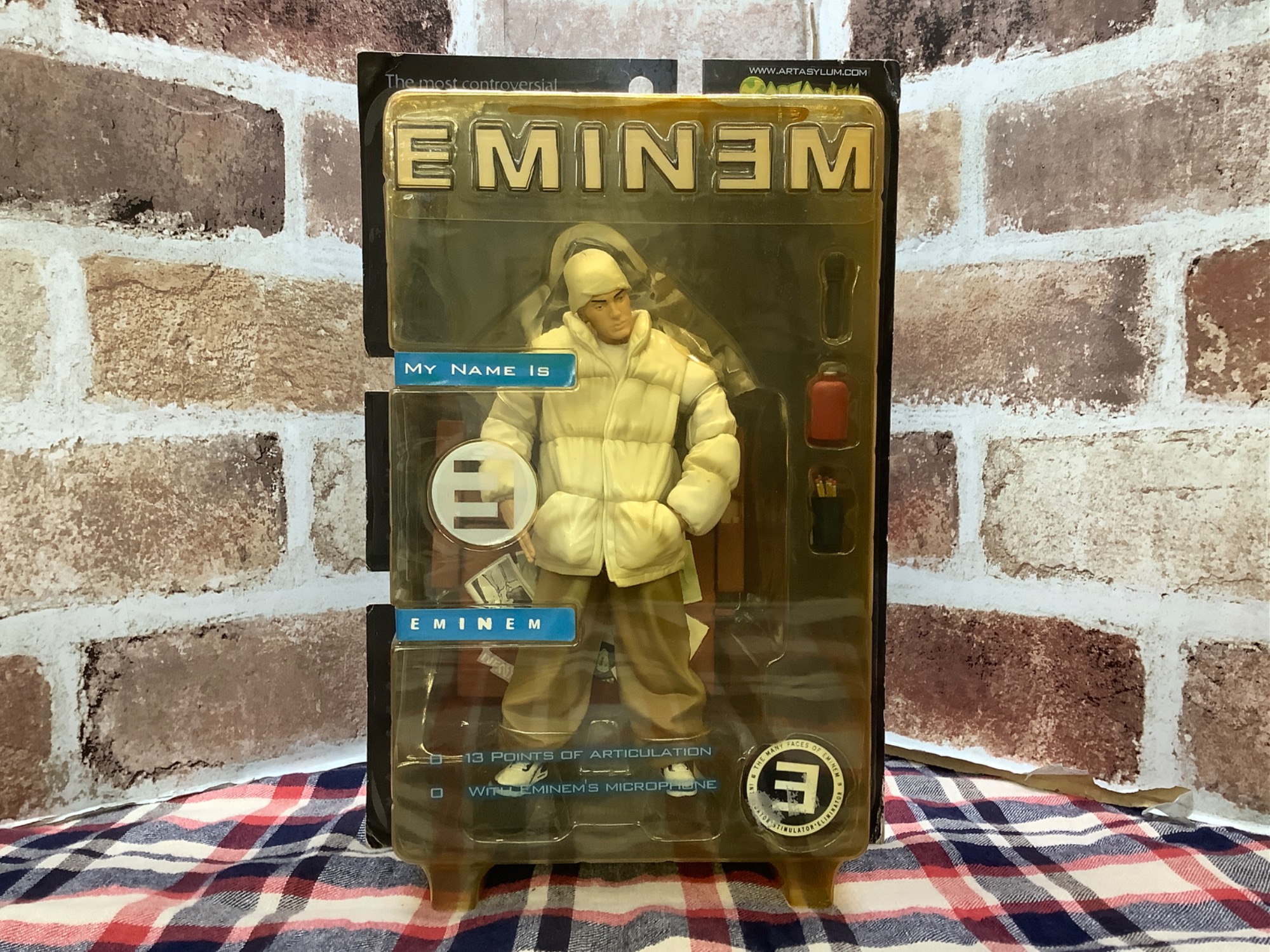 ARTASYLUM】エミネムのフィギュア2種新入荷致しました|2025年04 ARTASYLUM】エミネムのフィギュア2種新入荷致しました|2025年04