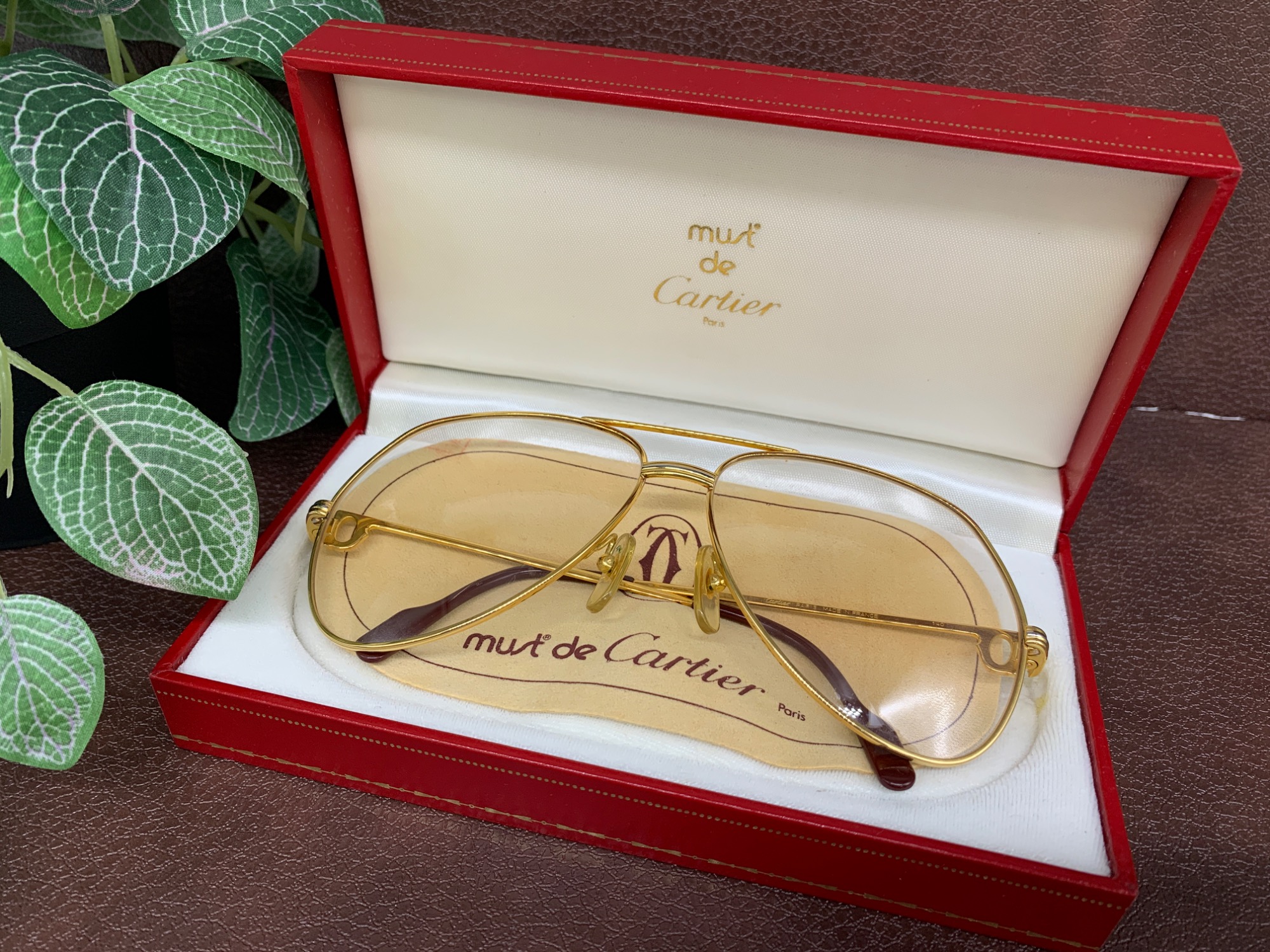 Cartier（カルティエ）】ティアドロップサングラスのご紹介です