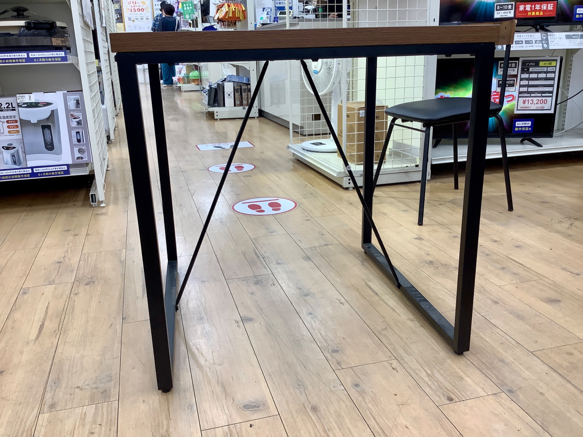 コンパクトでなじみの良い【ニトリ】ダイニング3点セット入荷いたし