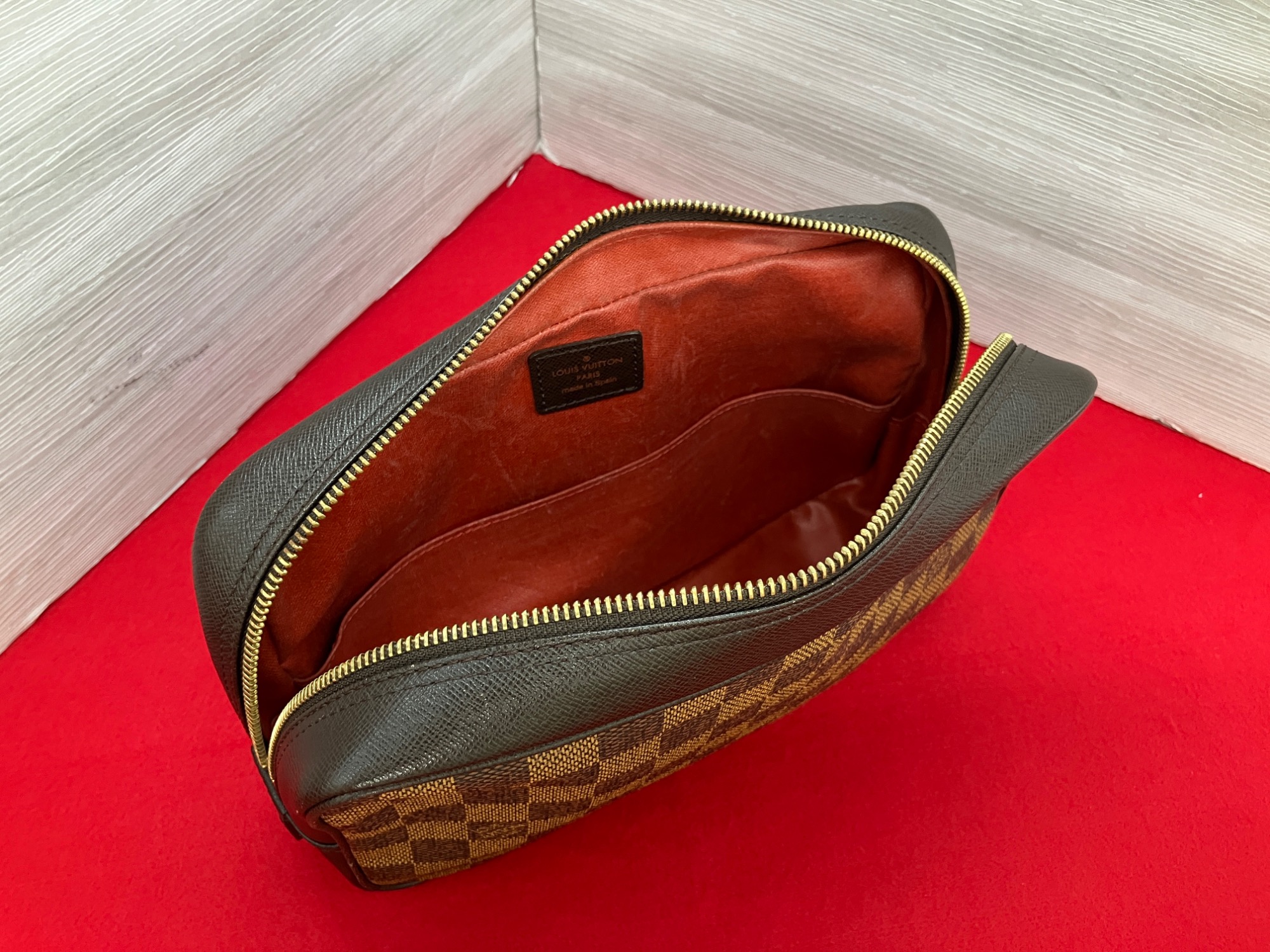 Louis Vuitton】シンプルなのにクラシカルなクラッチバッグ