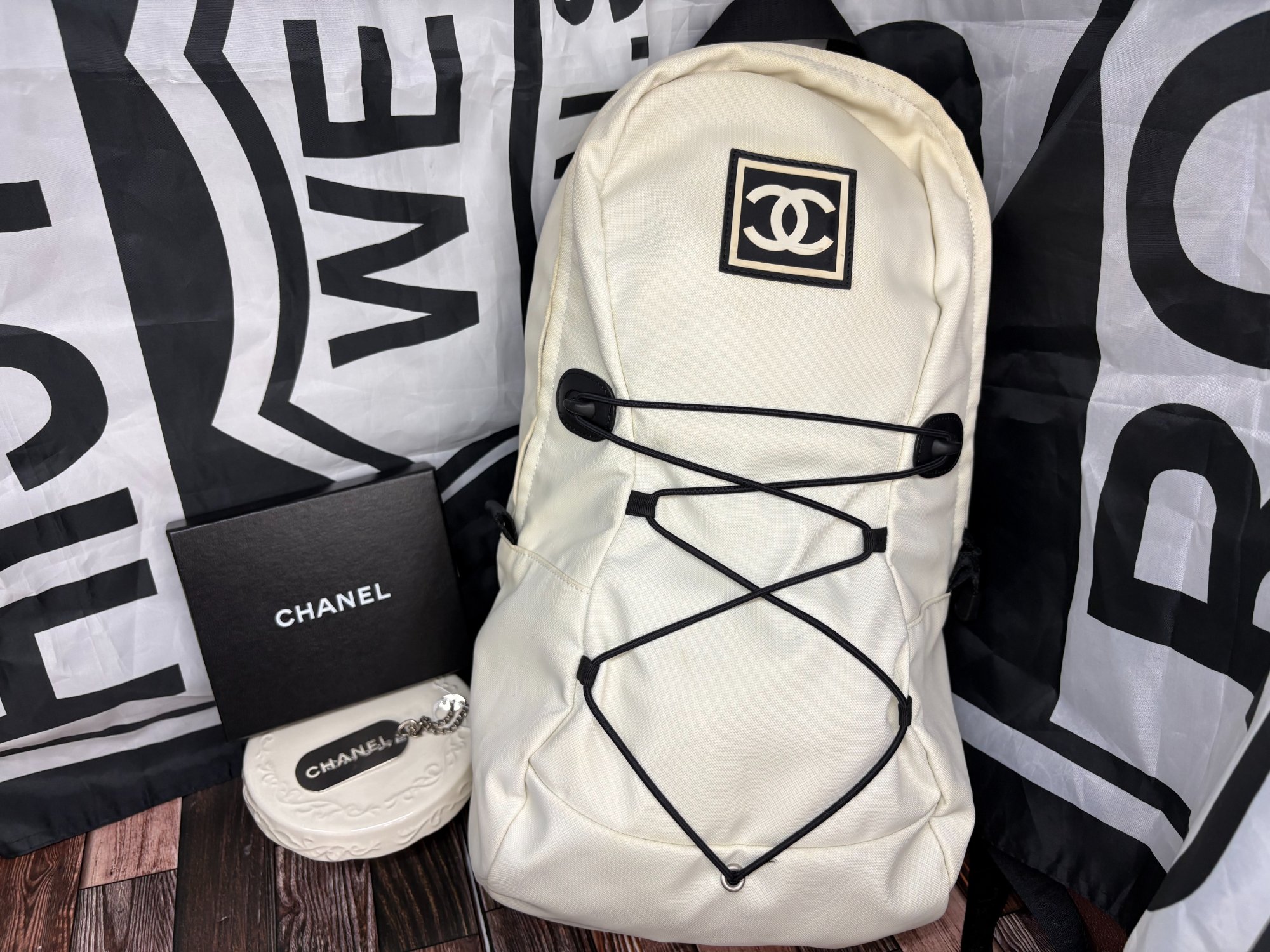 ［美品］シャネル　スポーツライン　キャンバス　リュックサック　ココマーク CHANEL / シャネル】ココマーク リュック｜ホワイトカラーのアイコン