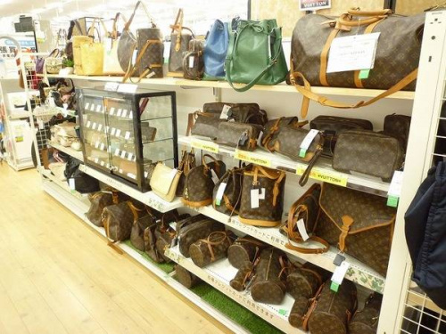 松原店　VUITTONの松原店　ブランド