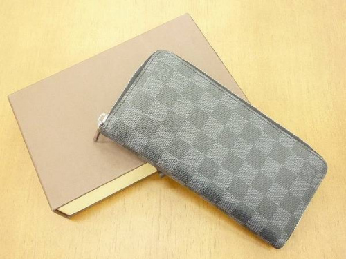 ブランド・ラグジュアリーの財布