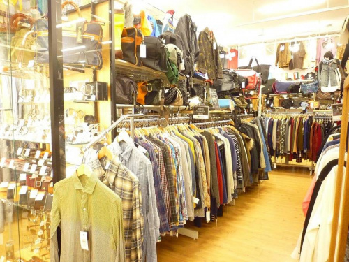 デニムパンツの衣類