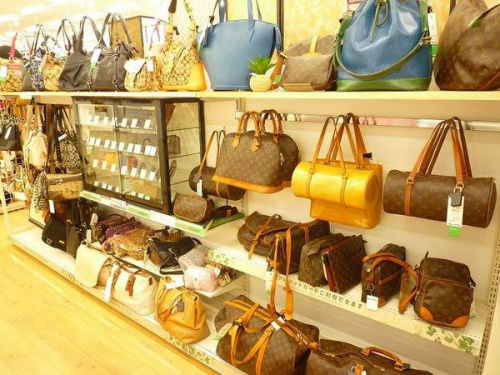 CHANELの松原店　ブランド