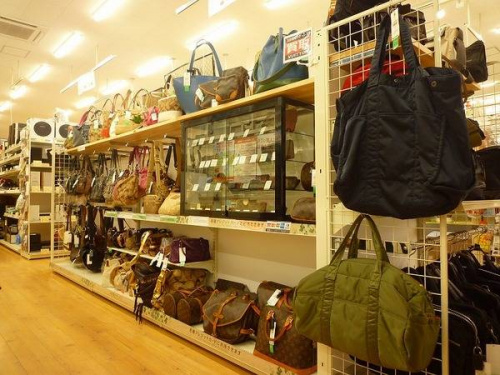 ルイヴィトン（LOUIS VUITTON）の松原店　ブランド