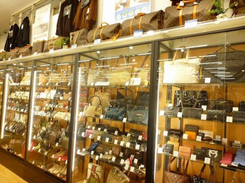 ルイヴィトン(LOUIS VUITTON)の松原店 ブランド