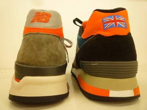 松原　ニューバランスのニューバランス（new balance）