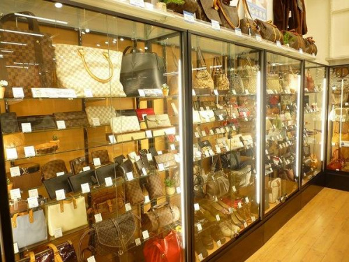 ルイヴィトン(LOUIS VUITTON)の松原店 ヴィトン