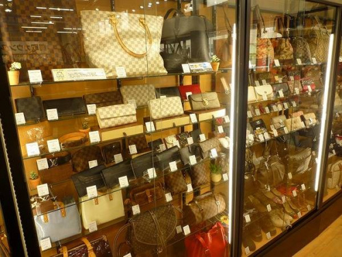 ルイヴィトン（LOUIS VUITTON）の松原店　ヴィトン