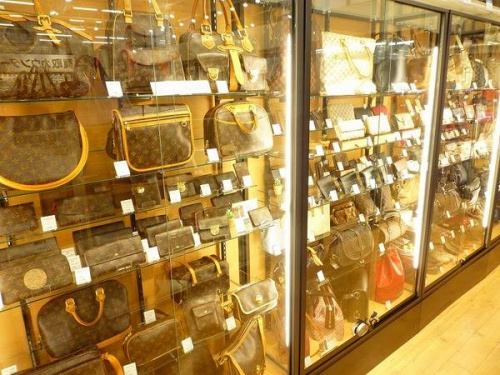 ルイヴィトン（LOUIS VUITTON）の松原店　ヴィトン