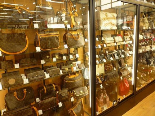 ルイヴィトン（LOUIS VUITTON）の松原店　ヴィトン