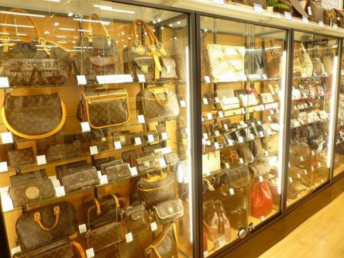ルイヴィトン（LOUIS VUITTON）の松原店　ヴィトン
