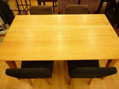 特選家具のダイニングセット