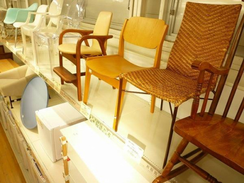 バランスチェアの中古 家具