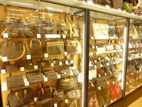 ルイヴィトン（LOUIS VUITTON）の松原店　ヴィトン